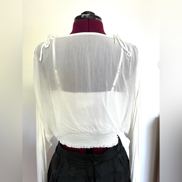 NWOT Anthropologie White Sheer Top with Balloon Sleeves and Attached Tank Size S - Picture 3 of 9